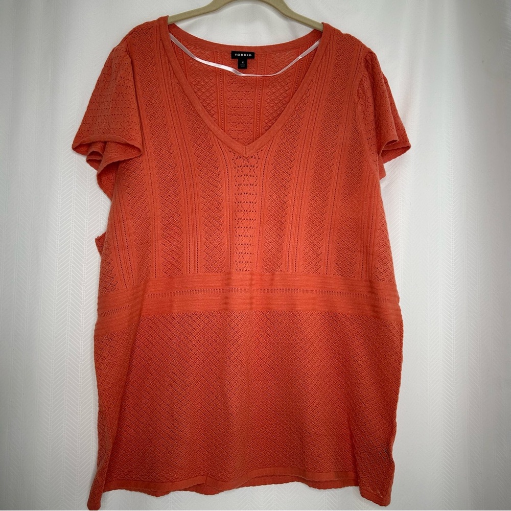 Torrid orange lightweight sweater short sleeve size 4X v neck